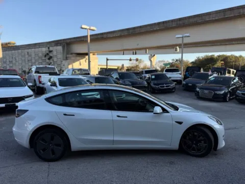 More photos of 2021 Tesla Model 3 Standard Range Plus at AUTOLAND, FL