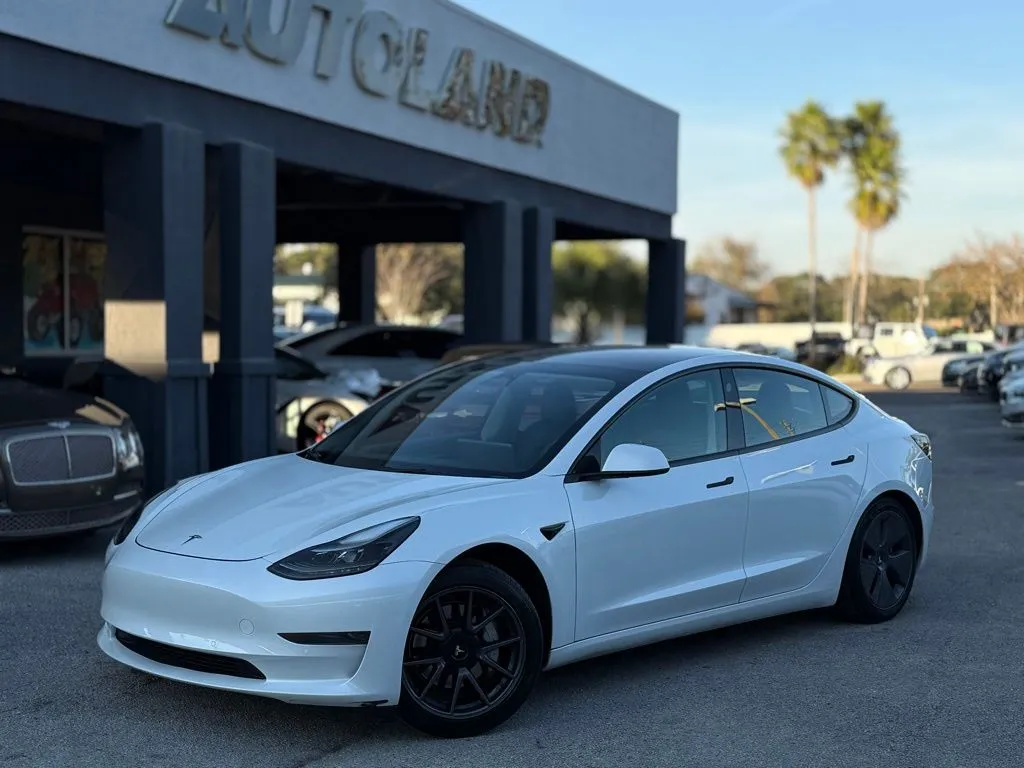 White 2021 Tesla Model 3 Standard Range Plus for sale in Jacksonville, FL