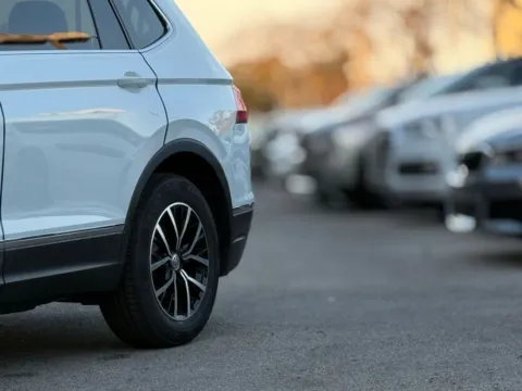 Photos of 2021 Volkswagen Tiguan 2.0T SE for sale in Jacksonville, FL at AUTOLAND