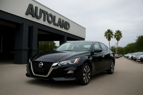 Black 2020 Nissan Altima 2.5 SL for sale in Jacksonville, FL