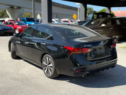 More photos of 2020 Nissan Altima 2.5 SL at AUTOLAND, FL