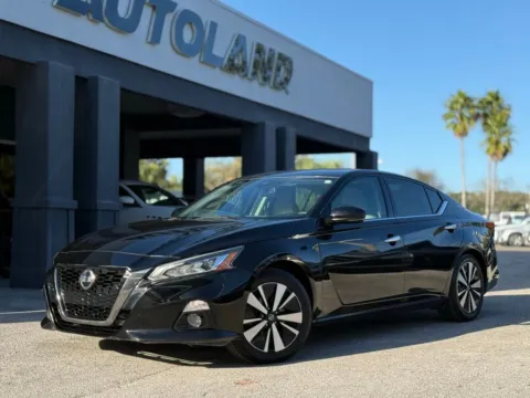 Black 2020 Nissan Altima 2.5 SL for sale in Jacksonville, FL