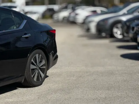 Photos of 2020 Nissan Altima 2.5 SL for sale in Jacksonville, FL at AUTOLAND