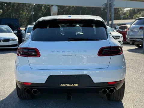 More photos of 2016 Porsche Macan S at AUTOLAND, FL