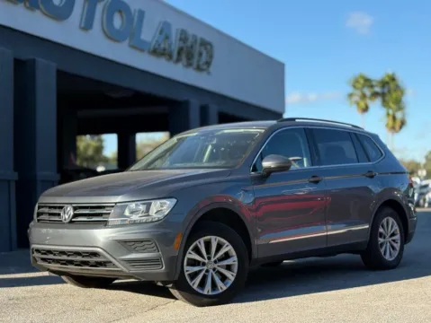 Gray 2018 Volkswagen Tiguan 2.0T SE for sale in Jacksonville, FL