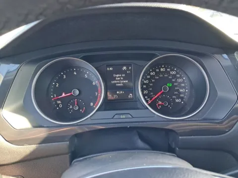 More photos of 2018 Volkswagen Tiguan 2.0T SE at AUTOLAND, FL