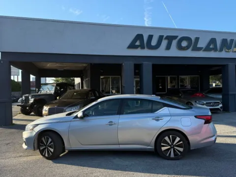 Another view of 2022 Nissan Altima 2.5 SV for sale in Jacksonville, FL at AUTOLAND