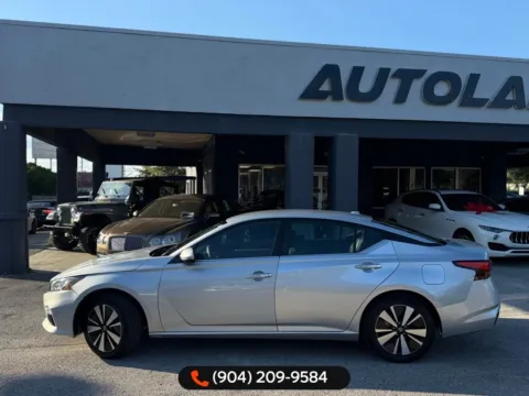 Another view of 2022 Nissan Altima 2.5 SV for sale in Jacksonville, FL at AUTOLAND