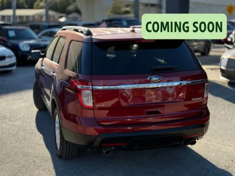 More photos of 2015 Ford Explorer XLT at AUTOLAND, FL