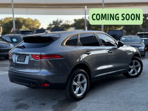 More photos of 2018 Jaguar F-PACE 30t Premium at AUTOLAND, FL