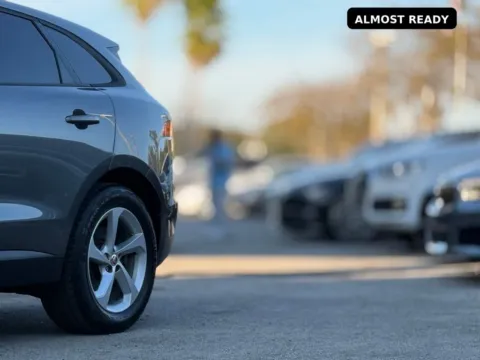 Photos of 2018 Jaguar F-PACE 30t Premium for sale in Jacksonville, FL at AUTOLAND