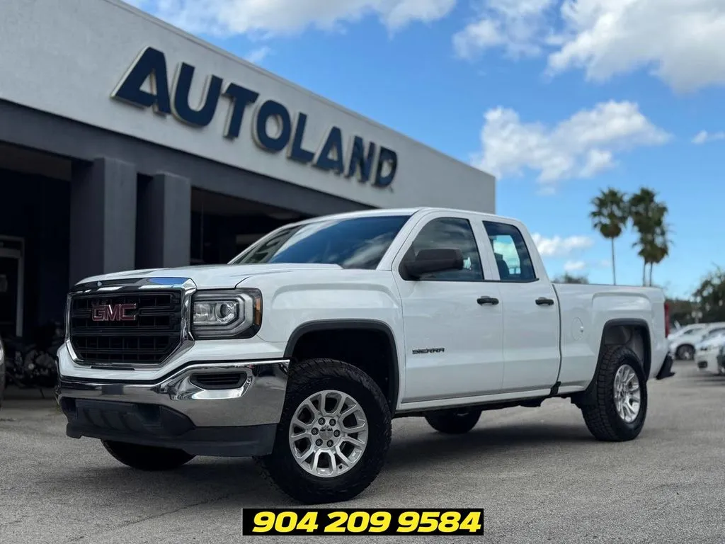 2017 GMC Sierra 2WD Double Cab Standard Box's photo