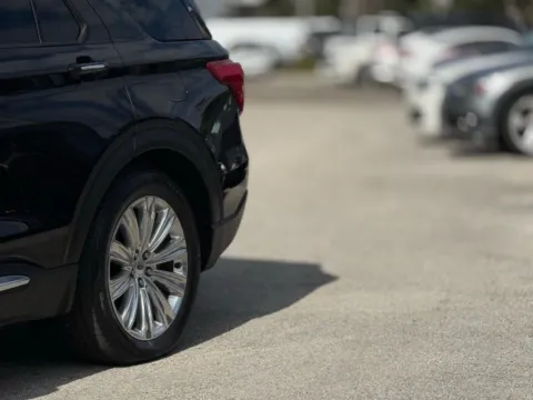 Photos of 2020 Ford Explorer Limited for sale in Jacksonville, FL at AUTOLAND