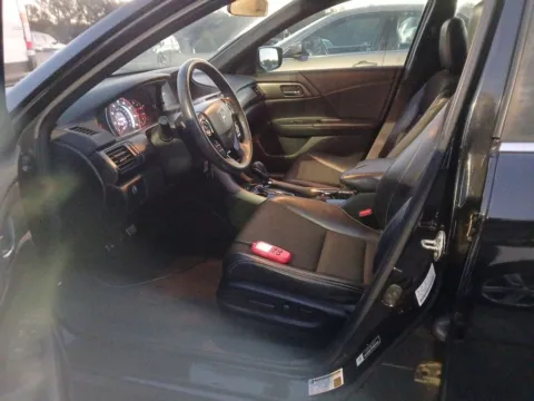 More photos of 2017 Honda Accord Sport at AUTOLAND, FL