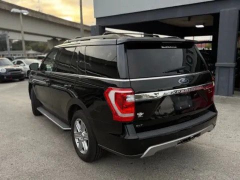 More photos of 2018 Ford Expedition XLT at AUTOLAND, FL