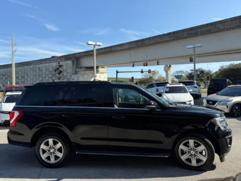 More photos of 2018 Ford Expedition XLT at AUTOLAND, FL