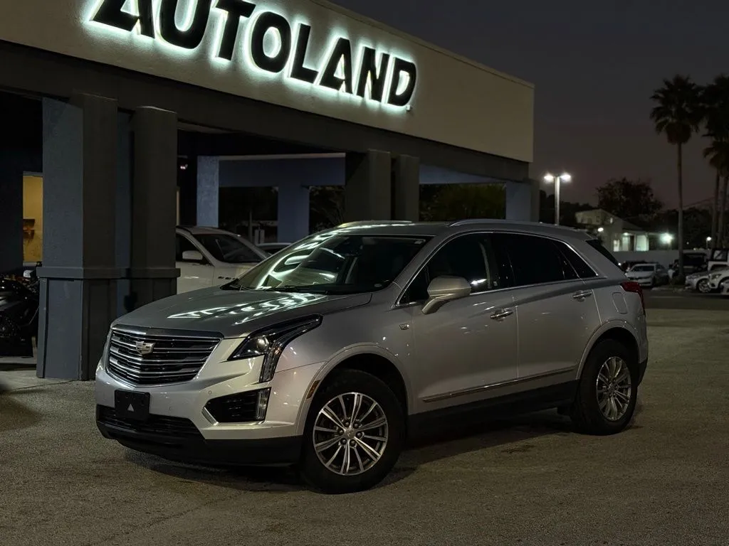 Silver 2019 Cadillac XT5 Luxury for sale in Jacksonville, FL