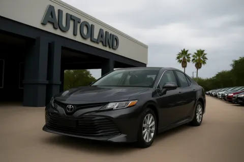 Gray 2018 Toyota Camry LE for sale in Jacksonville, FL
