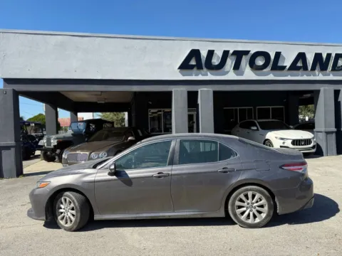 Photos of 2018 Toyota Camry LE for sale in Jacksonville, FL at AUTOLAND