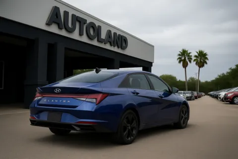 Photos of 2022 Hyundai Elantra SEL for sale in Jacksonville, FL at AUTOLAND