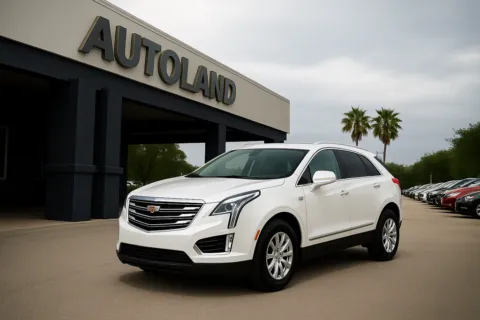 White 2017 Cadillac XT5 Luxury for sale in Jacksonville, FL