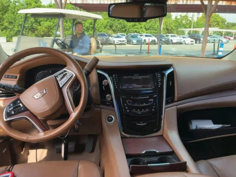 More photos of 2016 Cadillac Escalade ESV Platinum Edition at AUTOLAND, FL