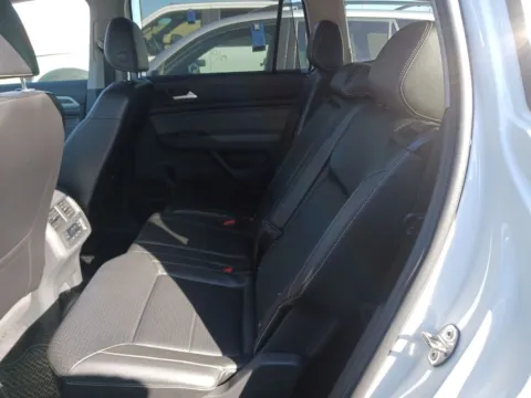 More photos of 2022 Volkswagen Atlas 2.0T SE at AUTOLAND, FL