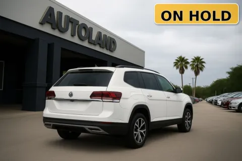 Photos of 2022 Volkswagen Atlas 2.0T SE for sale in Jacksonville, FL at AUTOLAND
