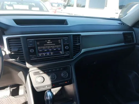 Another view of 2022 Volkswagen Atlas 2.0T SE for sale in Jacksonville, FL at AUTOLAND