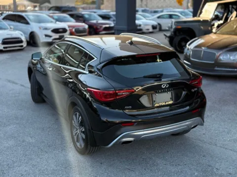 More photos of 2017 INFINITI QX30 Premium at AUTOLAND, FL