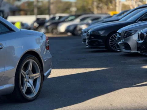 Photos of 2009 Mercedes-Benz SL-Class SL 550 for sale in Jacksonville, FL at AUTOLAND