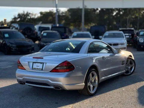 More photos of 2009 Mercedes-Benz SL-Class SL 550 at AUTOLAND, FL
