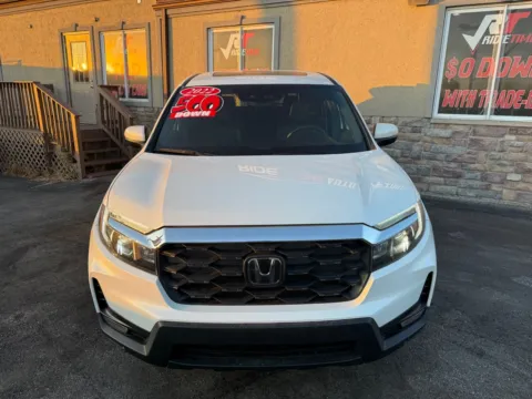 More photos of 2022 HONDA PASSPORT EX-L at Ride Time Auto Finance Merrillville, IN