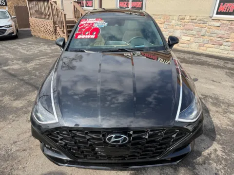 More photos of 2023 HYUNDAI SONATA LIMITED at Ride Time Auto Finance Merrillville, IN