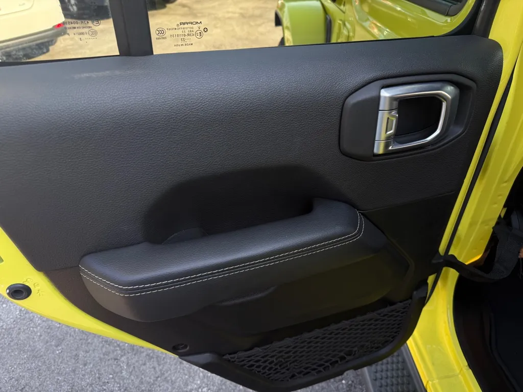 2023 Jeep Wrangler 4xe Sahara 4XE - Photo 17