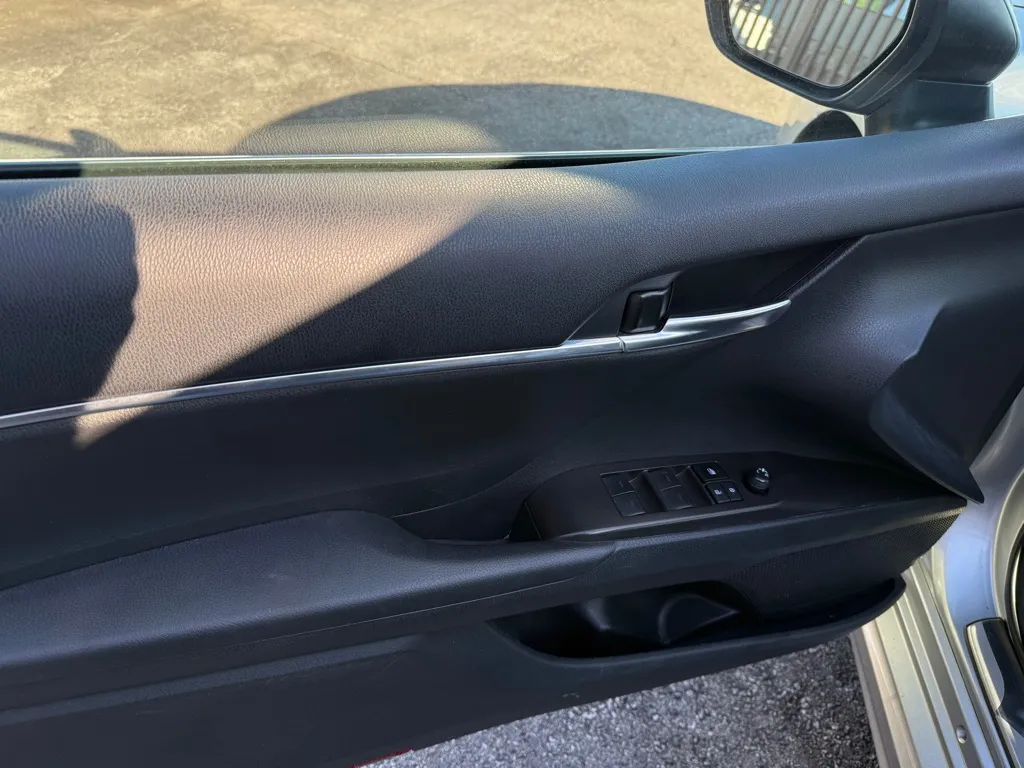 2024 Toyota Camry SE - Photo 20