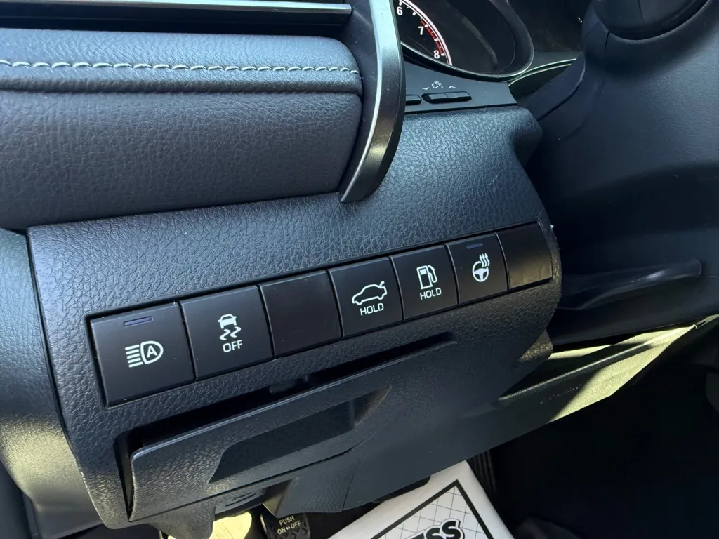 2024 Toyota Camry SE - Photo 28
