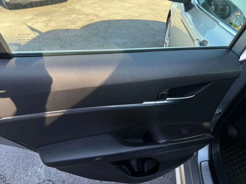 2024 Toyota Camry SE - Photo 16