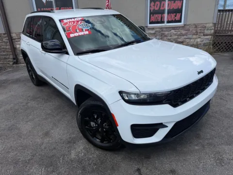 More photos of 2024 JEEP GRAND CHEROKEE ALTITUDE at Ride Time Auto Finance Merrillville, IN