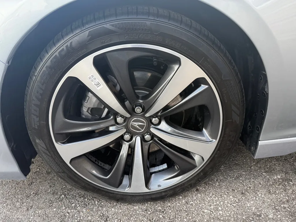 2024 Acura TLX Technology Package - Photo 9