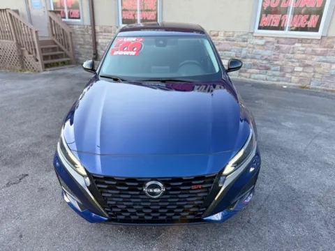 More photos of 2023 NISSAN ALTIMA 2.5 SR - AWD at Ride Time Auto Finance Merrillville, IN