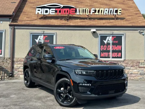 Black 2023 JEEP GRAND CHEROKEE LIMITED-LUXURY TRCH GROUP II for sale in Merrillville, IN