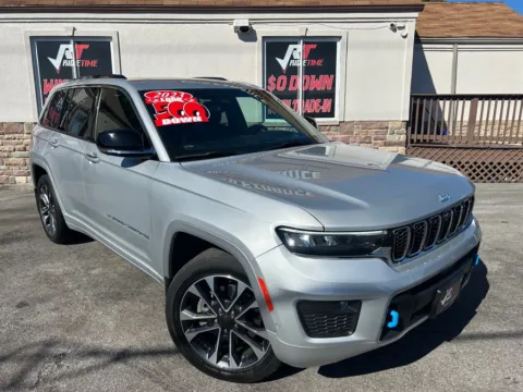 Another view of 2023 JEEP GRAND CHEROKEE OVERLAND 4XE for sale in Merrillville, IN at Ride Time Auto Finance Merrillville