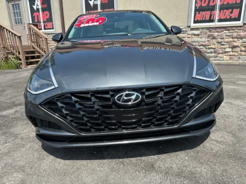More photos of 2023 HYUNDAI SONATA SEL-CONVENIENCE at Ride Time Auto Finance Merrillville, IN