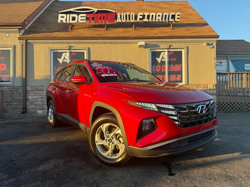 Red 2023 HYUNDAI TUCSON SEL for sale in Merrillville, IN