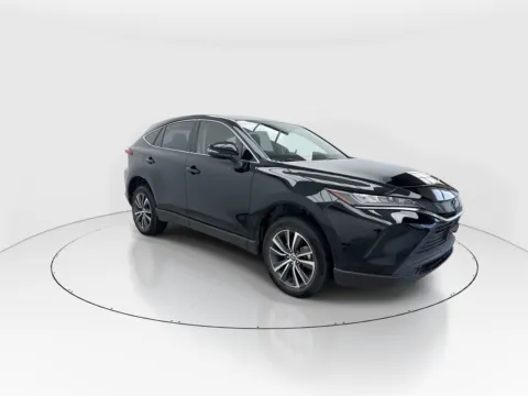 Photos of 2022 Toyota Venza XLE for sale in Plano, TX at Gulliver Auto Group