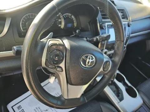 More photos of 2014 Toyota Camry SE at Gulliver Auto Group, TX