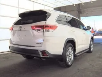 Another view of 2018 Toyota Highlander Limited for sale in Plano, TX at Gulliver Auto Group