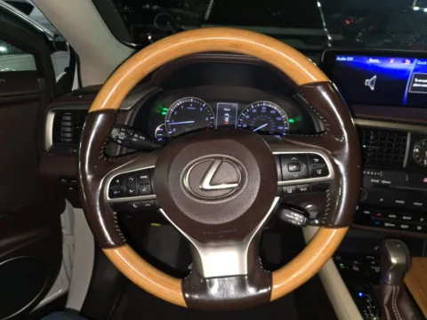 More photos of 2019 Lexus RX 350L at Gulliver Auto Group, TX