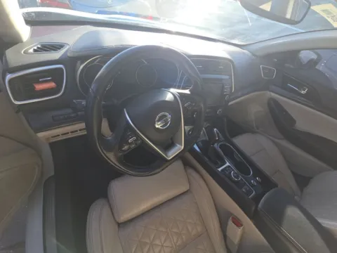 More photos of 2021 Nissan Maxima Platinum at Gulliver Auto Group, TX